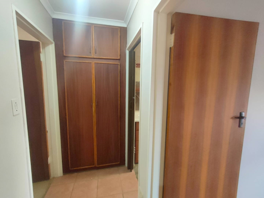 2 Bedroom Property for Sale in Langenhovenpark Free State